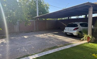 CASA DE 3 DORMITORIOS. CON PILETA. CHIMBAS