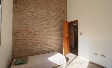 CASA  A ESTRENAR CON PILETA Y PISCINA Y QUINCHO