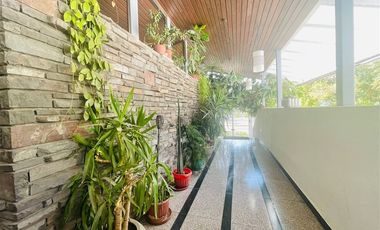 Casa en Venta en Brown Nte con Avenida El Bosque