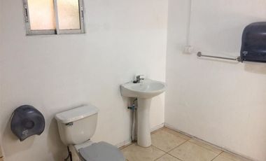 Local Comercial en Arriendo en Local, Casa comercial excelente distribucion, Centro de Talagante