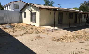 Local Comercial en Arriendo en Local, Casa comercial excelente distribucion, Centro de Talagante