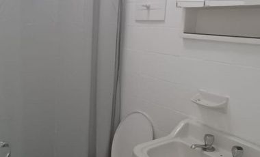 VENTA CASA DOS DORMITORIOS, PATIO ZONA SUR