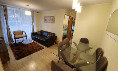 Depto 3d+1b Con Patio, Amoblado Y Estacionamiento.