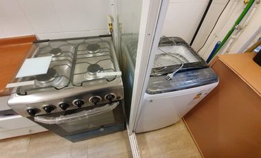 Depto 3d+1b Con Patio, Amoblado Y Estacionamiento.