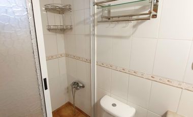 Depto 3d+1b Con Patio, Amoblado Y Estacionamiento.