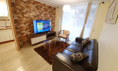 Depto 3d+1b Con Patio, Amoblado Y Estacionamiento.