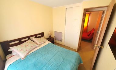 Depto 3d+1b Con Patio, Amoblado Y Estacionamiento.