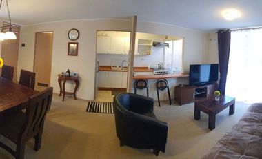 Depto 3d+1b Con Patio, Amoblado Y Estacionamiento.