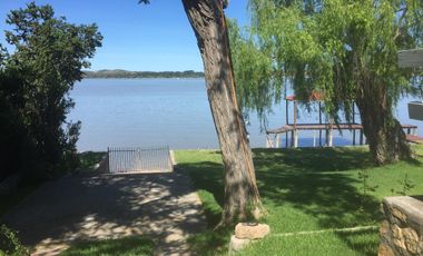OPORTUNIDAD CASA 25 MTS ORILLA LAGO LAS BALSAS