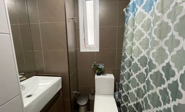 SE ARRIENDA HERMOSO MARZO A DICIEMBRE VISTA AL MAR