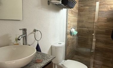 Venta de Casa en Colina I Homes Zona Esmeralda