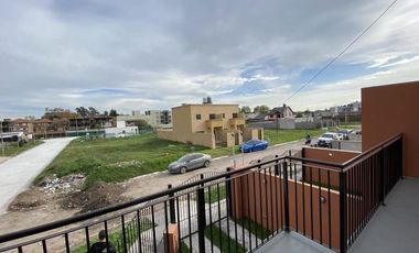 Dúplex en Alquiler – Ezeiza | 3 Dormitorios con Jardín