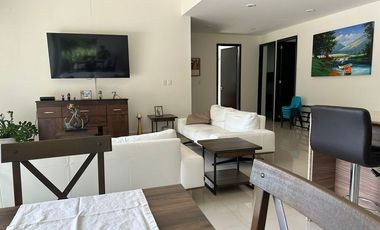 CASA FAMILIAR JUNTO AL LAGO