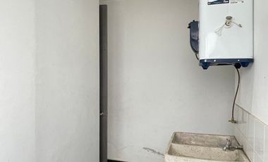 Casa 2 Niveles con Sótano en renta en Provenza Residencial y Casa Club