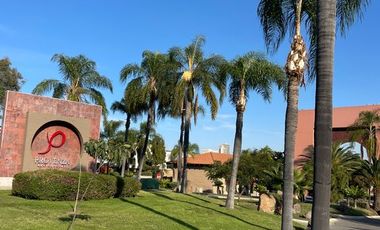 Casa 2 Niveles con Sótano en renta en Provenza Residencial y Casa Club