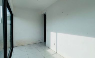 Casa 2 Niveles con Sótano en renta en Provenza Residencial y Casa Club