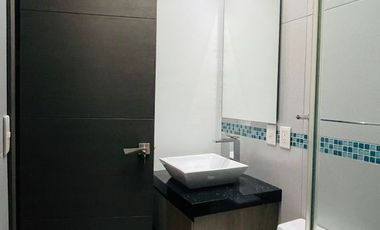 Casa 2 Niveles con Sótano en renta en Provenza Residencial y Casa Club