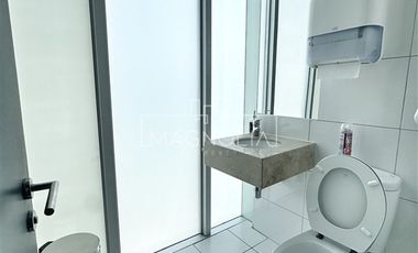 Oficina en Arriendo en A pasos del Parque Bicentenario, ex rotonda Perez Zujovic