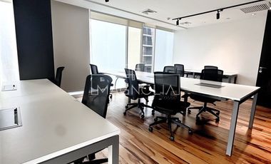 Oficina en Arriendo en A pasos del Parque Bicentenario, ex rotonda Perez Zujovic