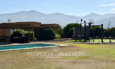 Espléndida Casa en Venta en Algarrobito