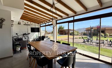 Espléndida Casa en Venta en Algarrobito