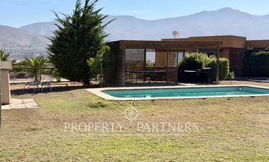 Espléndida Casa en Venta en Algarrobito