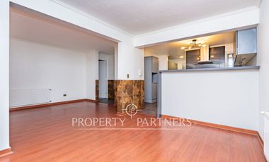 Venta de Hermosa casa con jacuzzi, en condominio de Peñalolén