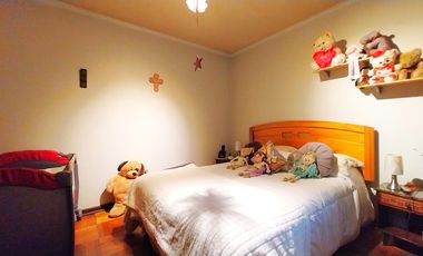 Casa 7 dorm. 4 baños Hall de Acceso 3 Locales Venta Santiago