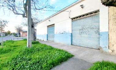 Casa 7 dorm. 4 baños Hall de Acceso 3 Locales Venta Santiago