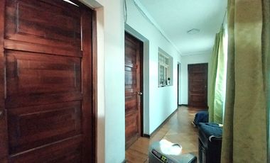 Casa 7 dorm. 4 baños Hall de Acceso 3 Locales Venta Santiago