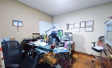 Casa 5 dorm. 4 baños Hall de Acceso 3 Locales Venta Santiago