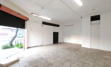 Casa 7 dorm. 4 baños Hall de Acceso 3 Locales Venta Santiago