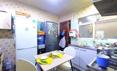 Casa 7 dorm. 4 baños Hall de Acceso 3 Locales Venta Santiago