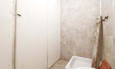 Casa 7 dorm. 4 baños Hall de Acceso 3 Locales Venta Santiago