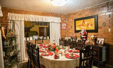 Venta de hermosa casa estilo rústico en Casuarinas Sur, Santiago de Surco