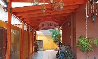 Casa 3D, 2B Estacionamiento para 3 Vehículos.