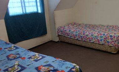 Casa 3d En Valle Del Country, Solo Contado