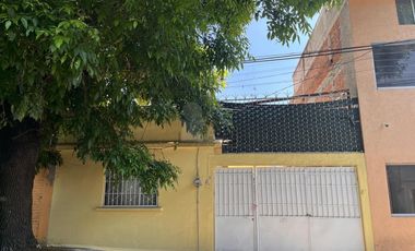 Casa sola en renta en Educación, Coyoacán, Ciudad de México