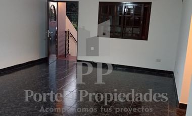 DEPARTAMENTO DE 3 AMBIENTES CON PATIO TERRAZA