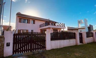 VENTA CASA 4 AMB A DOS CUADRAS DEL MAR | MAR DE COBO