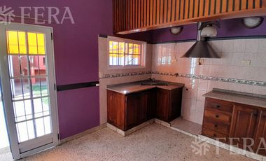Alquiler Casa 3 ambientes con terraza y parrilla en Wilde