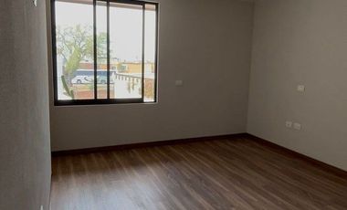 Casa Nueva en Claustros
