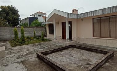 CASA DE UNA PLANTA EN VENTA EN COTACACHI IBARRA