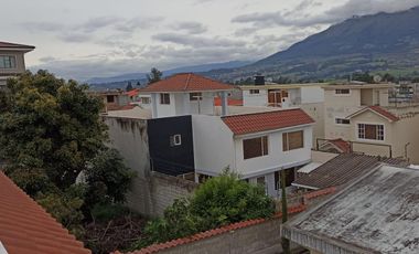 CASA DE UNA PLANTA EN VENTA EN COTACACHI IBARRA