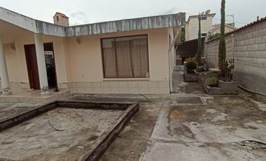 CASA DE UNA PLANTA EN VENTA EN COTACACHI IBARRA