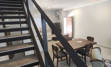Townhouse en Renta amueblado en Privada Temozón Norte