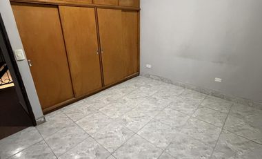 PH en  Alquiler Munro 3 ambientes con patio