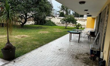 Casa en Venta en Cd del Sol como terreno con Uso de Suelo H3-V