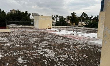 Casa en Venta en Cd del Sol como terreno con Uso de Suelo H3-V