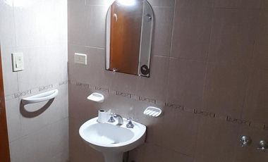 Alquiler Departamento 3 ambientes con balcón en Wilde